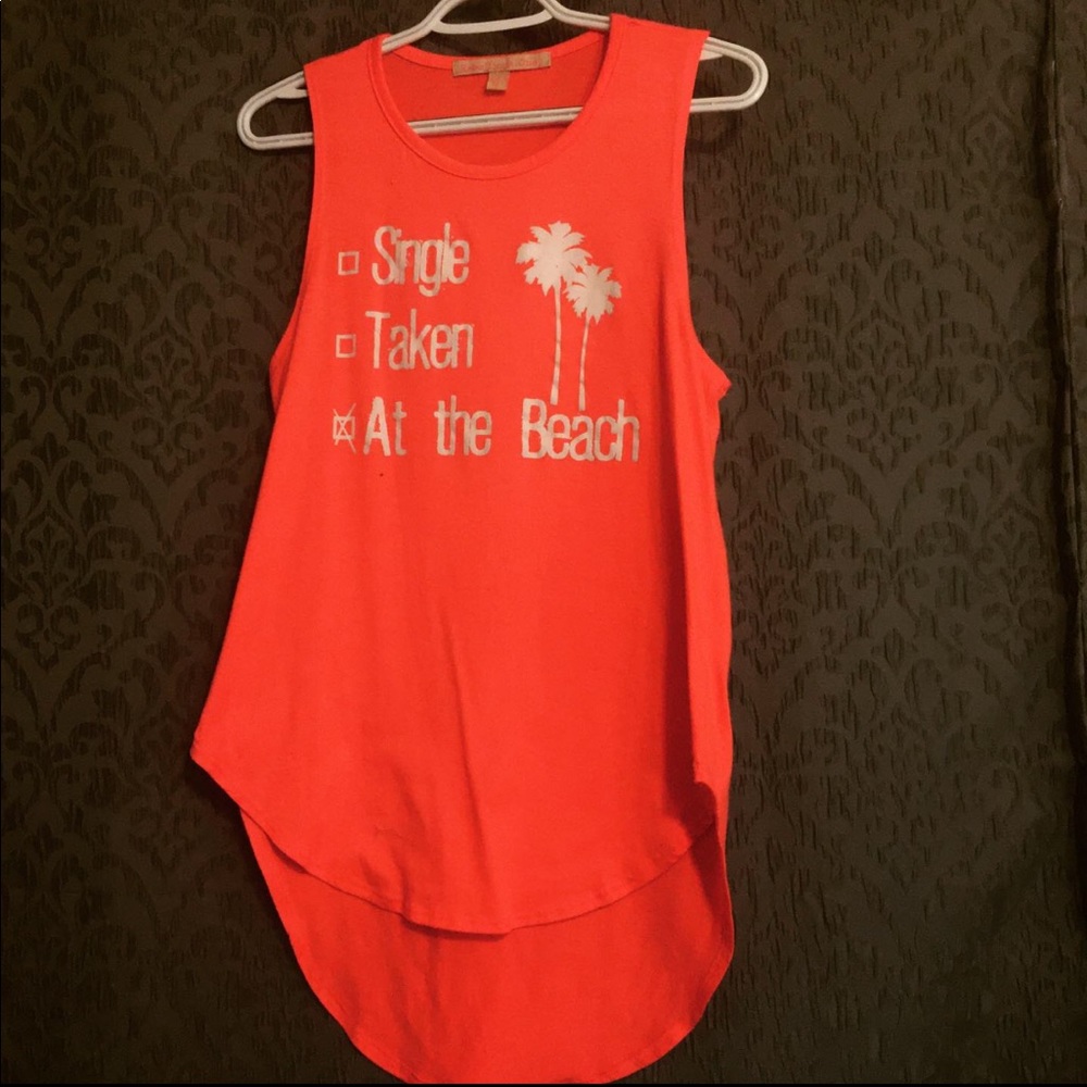 Sleeveless shirt